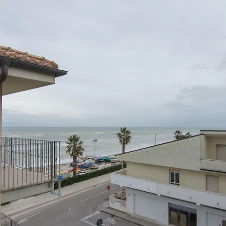 Appartement 25 Via Modena Porto SantʼElpidio